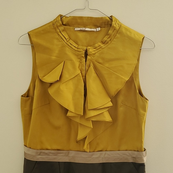 Dress - Picture 3 of 3